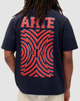 T-shirt à imprimé mural dans le dos